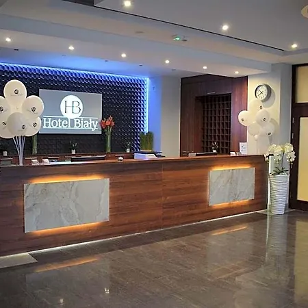 Bialy 酒店 瓦乌布日赫
