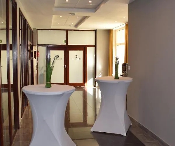 Hotel Bialy Walbrzych